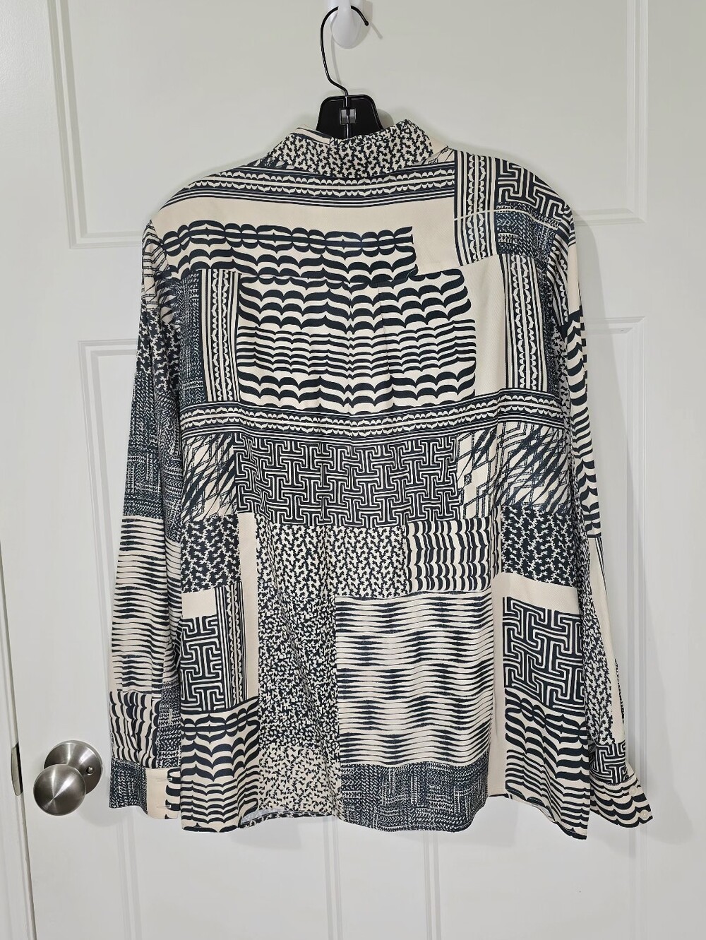 REISS Kirsten Light Ground Ditsy Blouse Women's 8 Office Business Long Sleeve - Picture 5 of 12